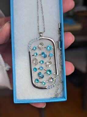 Touchstone Crystal Riverbed Pendant